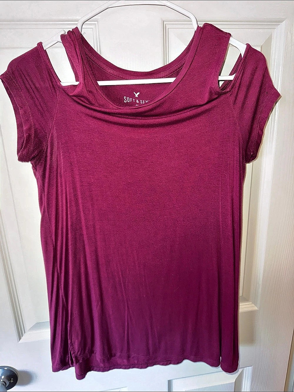 Soft & Sexy Short Sleeve Top in Purple Like New